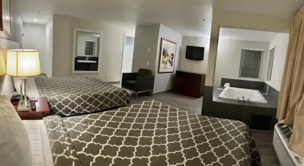 Americas Inn & Suite Main image